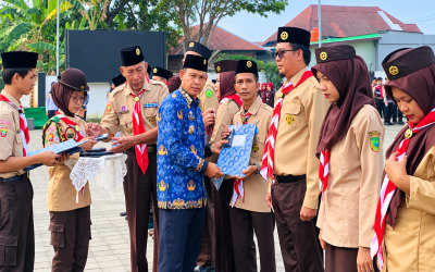 Dedikasi Membina Pramuka Berbuah Penghargaan, Dua Guru MAN 1 Empat Lawang Terima Pancawarsa Kwarnas